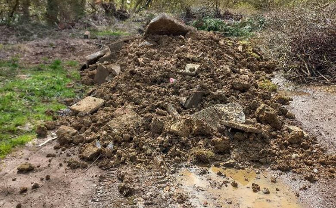 Le site des bennes à déchets verts n’est pas une déchèterie !