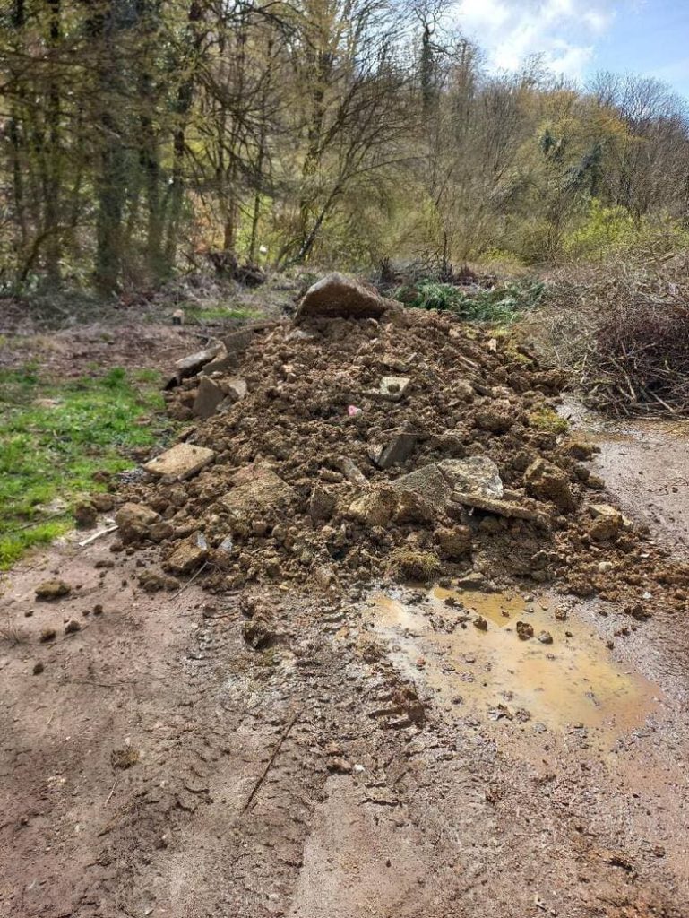 Le site des bennes à déchets verts n’est pas une déchèterie !