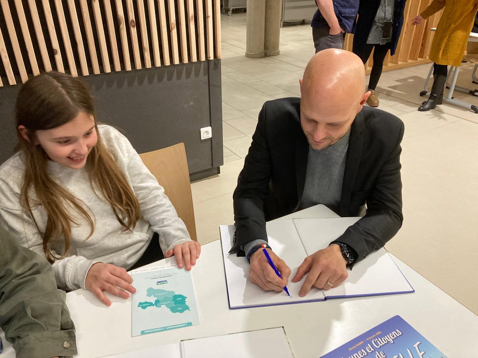 586180484_25178274795163346_7455635670550435196_n